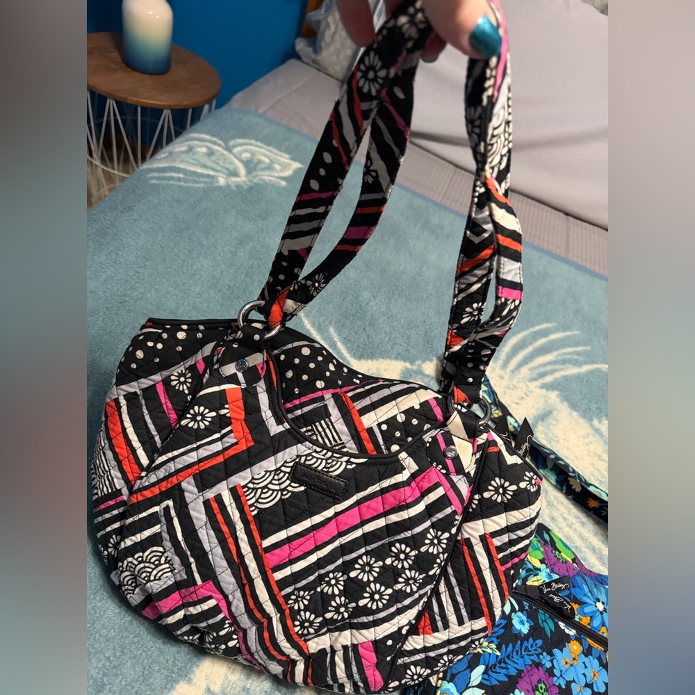 Two Vera Bradley Navy Floral and Black/White Geometric Patterned Women's Bags - Picture 4 of 12